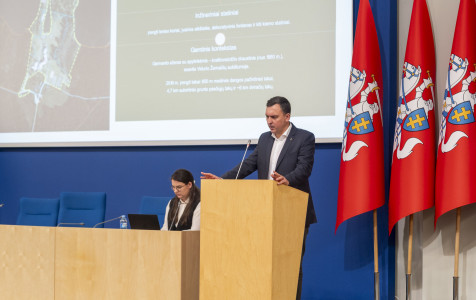 153.JPG